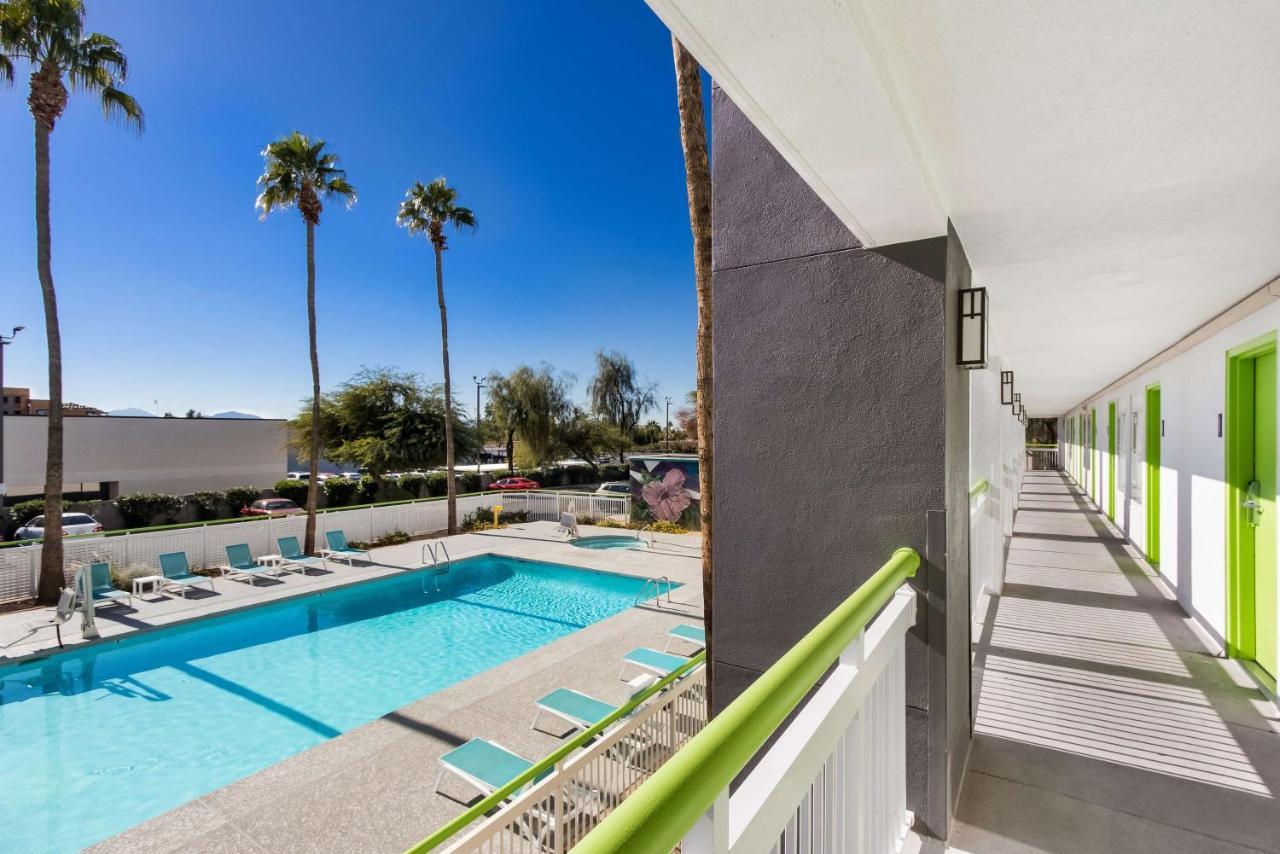 Revival Scottsdale Studios Extérieur photo